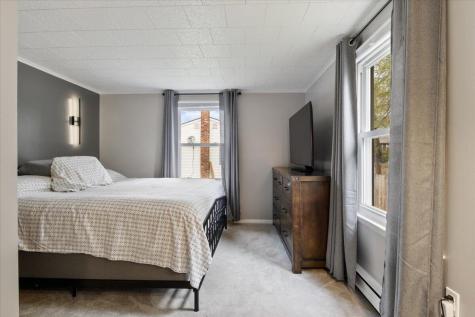 27 Rosewood Circle Sanford ME 04083