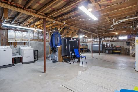 27 Rosewood Circle Sanford ME 04083