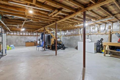 27 Rosewood Circle Sanford ME 04083