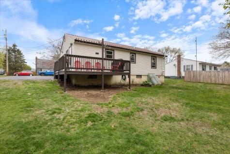 27 Rosewood Circle Sanford ME 04083