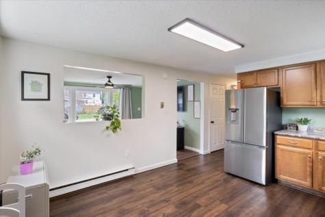 27 Rosewood Circle Sanford ME 04083