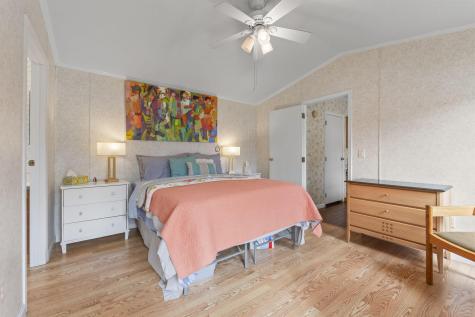 20 Marc Avenue Topsham ME 04086