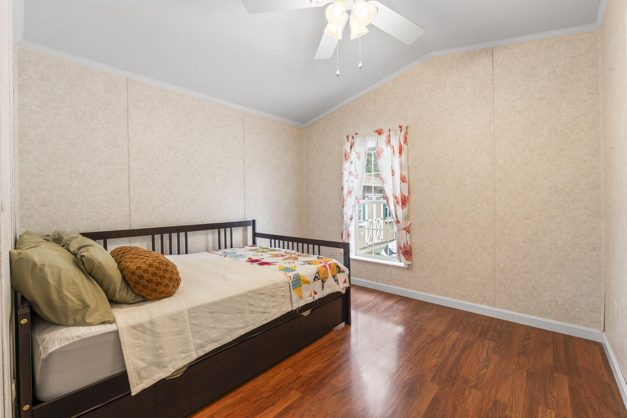 20 Marc Avenue Topsham ME 04086