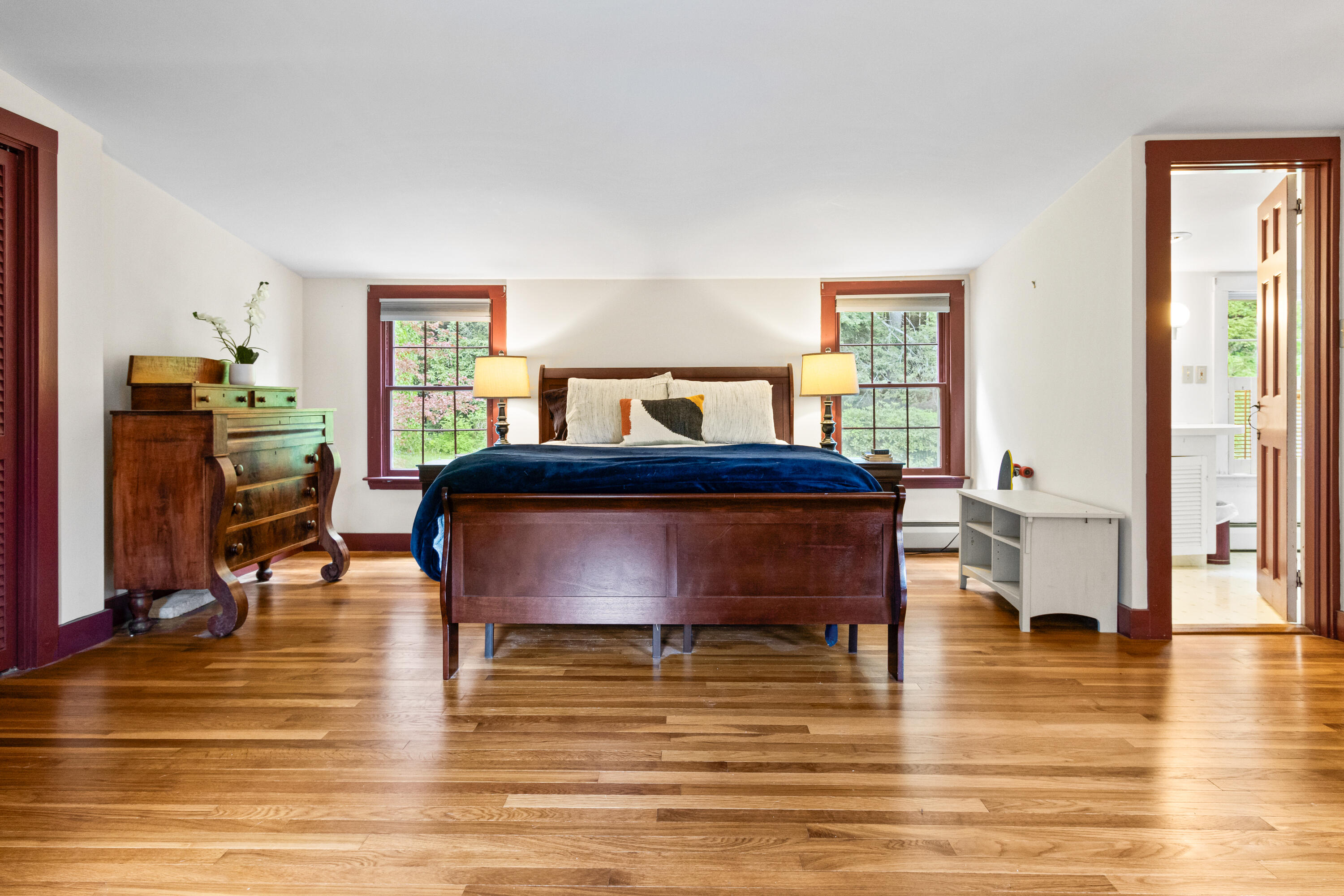 105 Brook Road Falmouth ME 04105