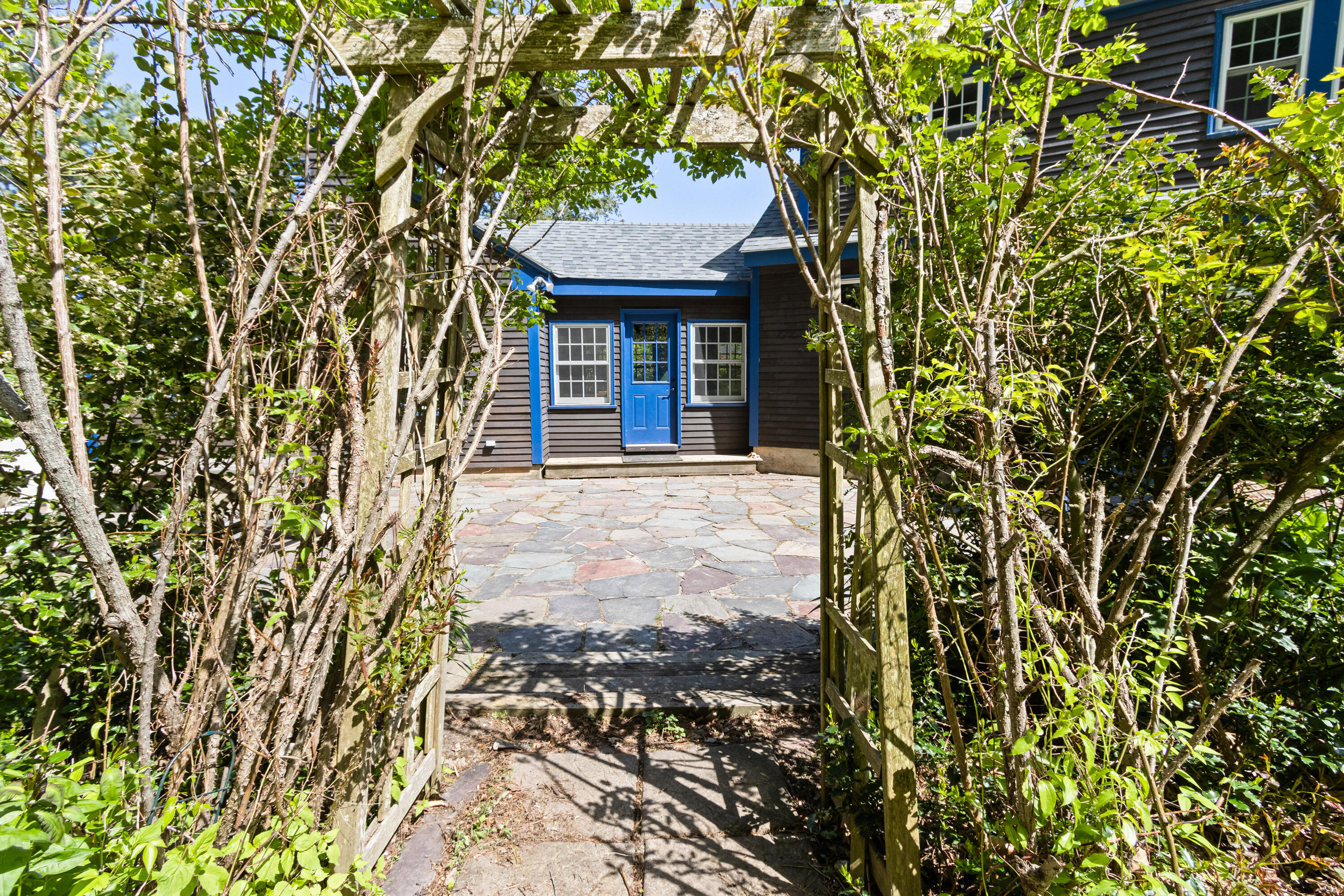 105 Brook Road Falmouth ME 04105