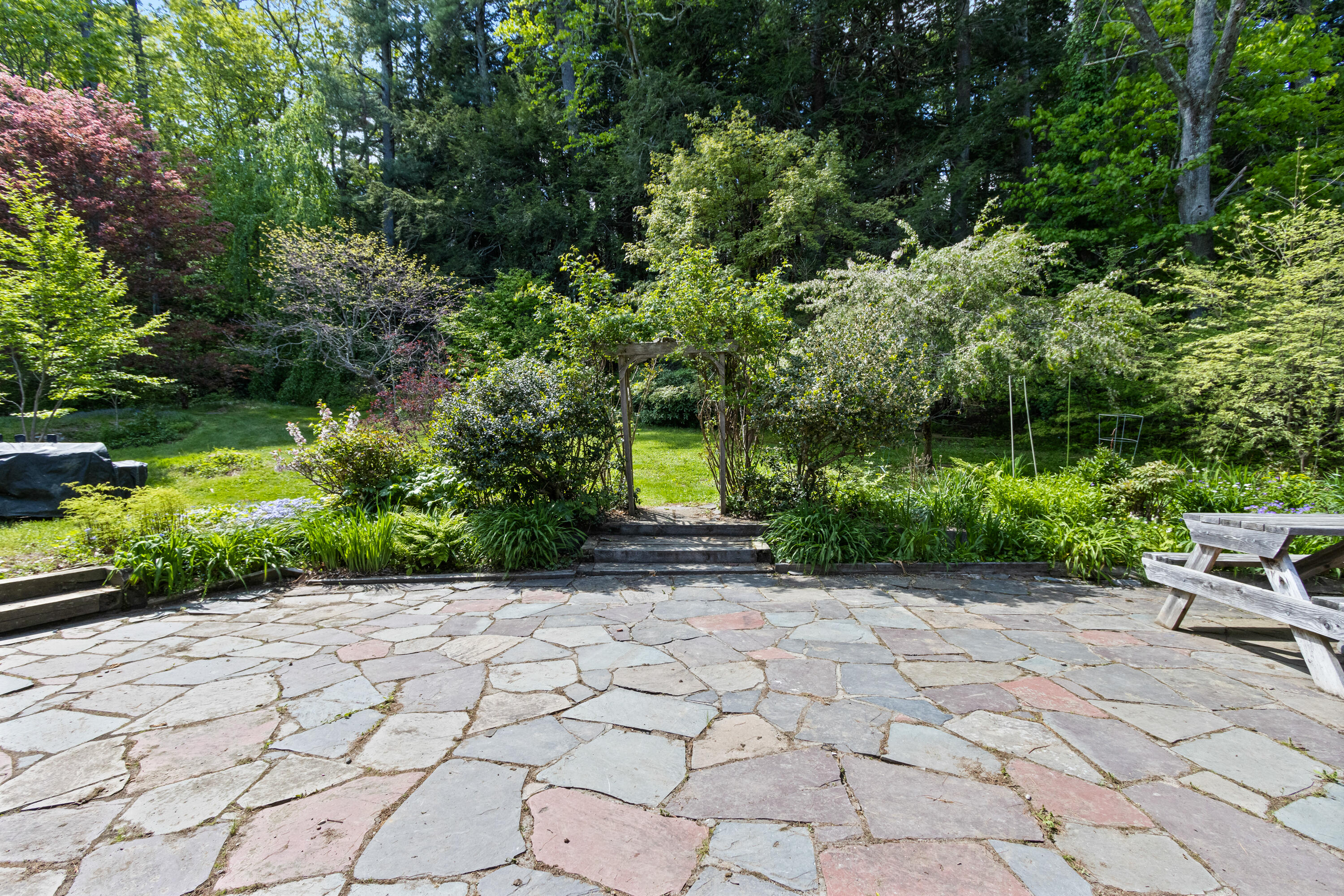 105 Brook Road Falmouth ME 04105