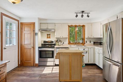 7 Cortland Lane Waterboro ME 04030