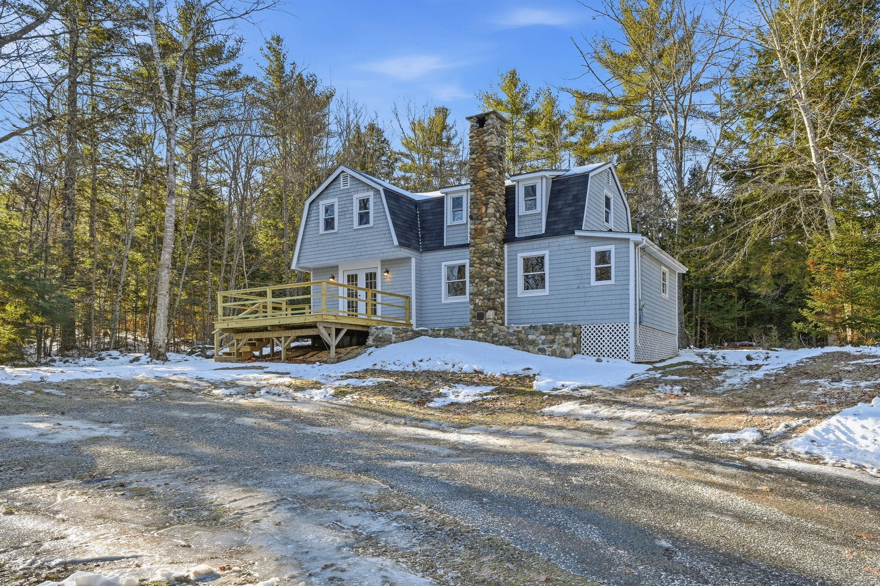 33 Robbins Road Union ME 04862