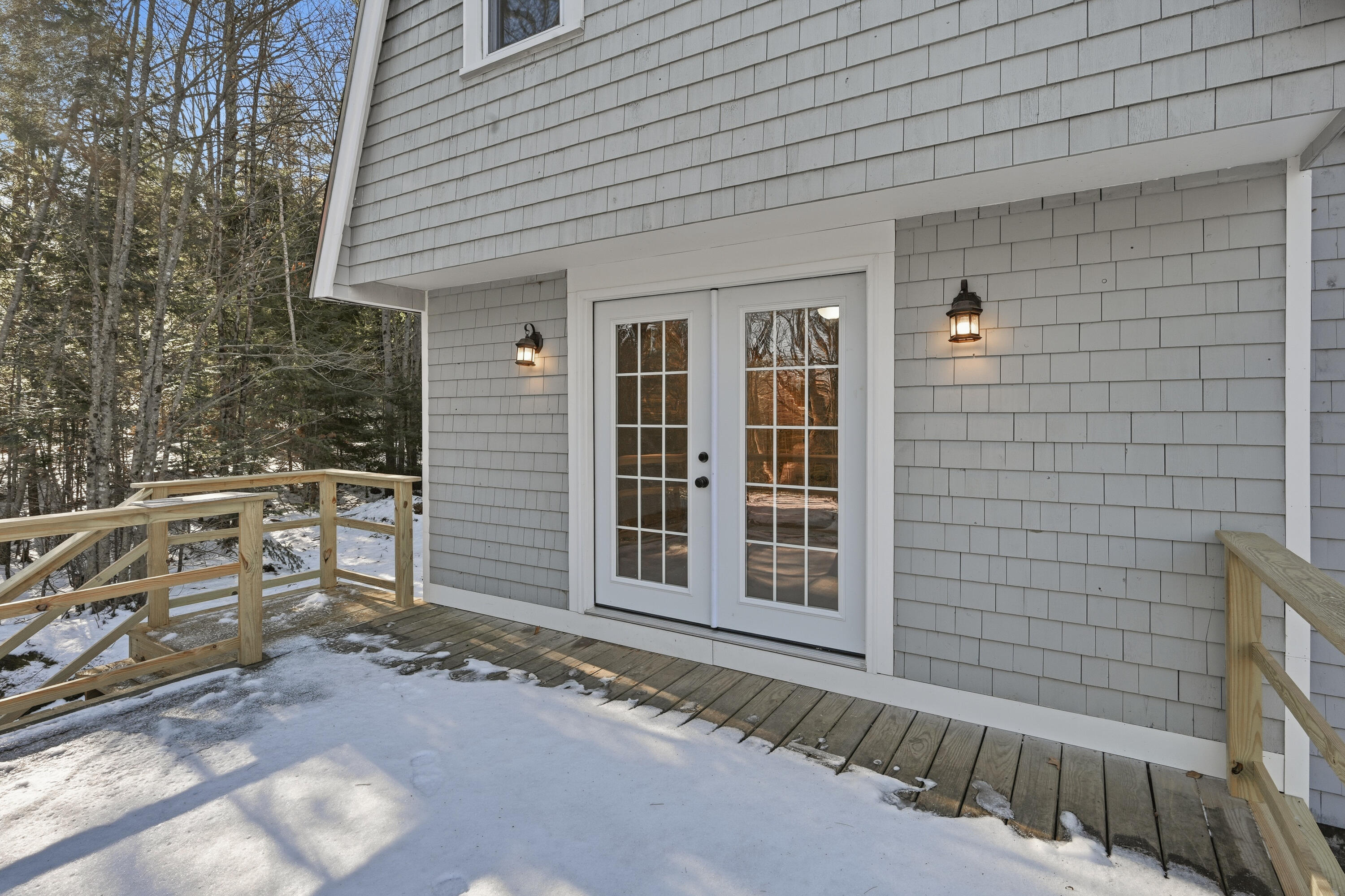 33 Robbins Road Union ME 04862