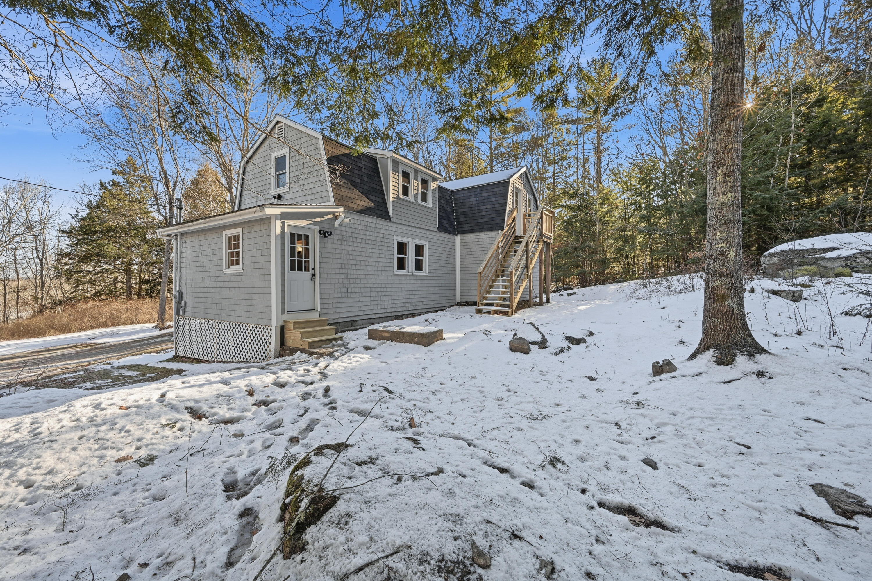 33 Robbins Road Union ME 04862