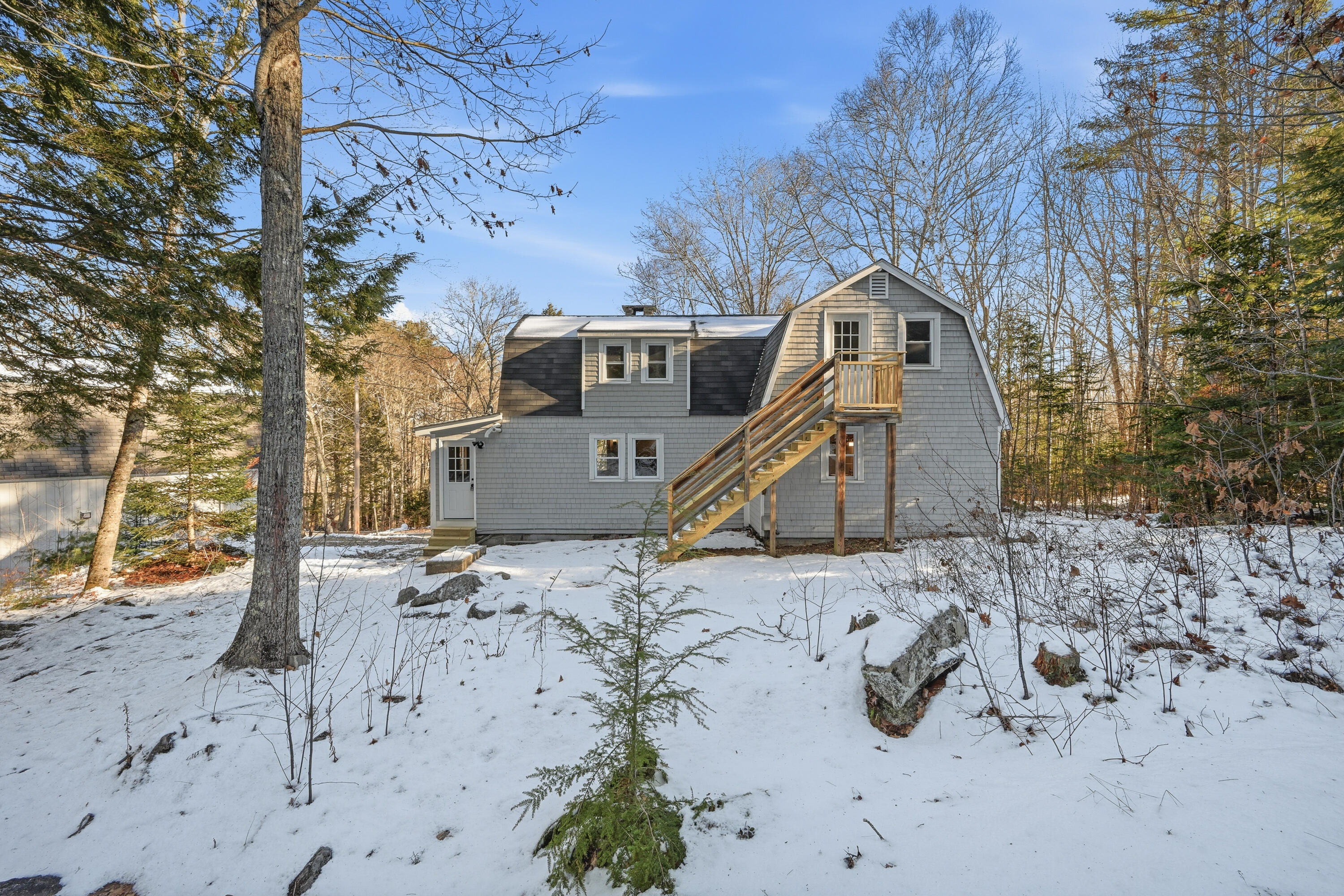 33 Robbins Road Union ME 04862