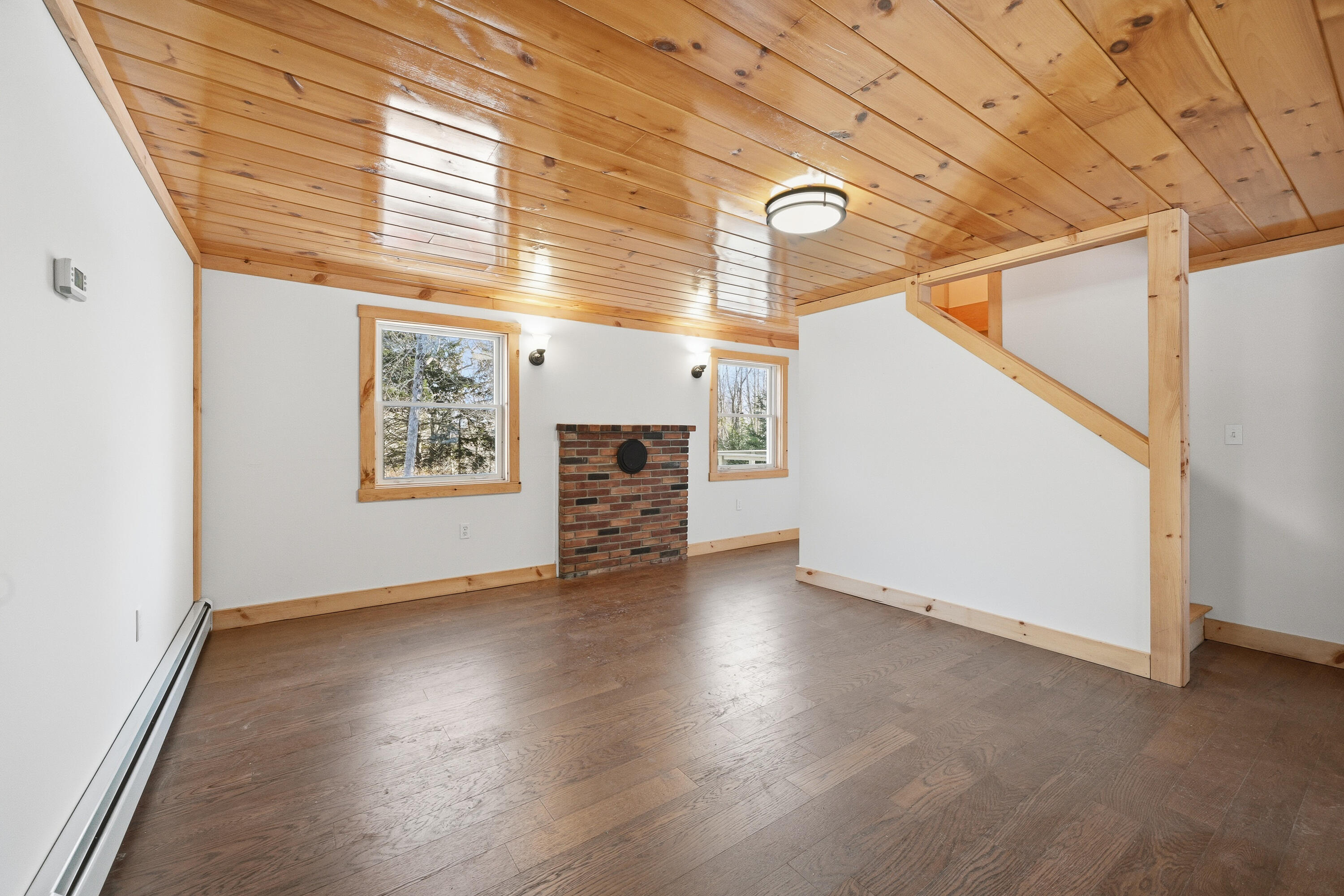 33 Robbins Road Union ME 04862