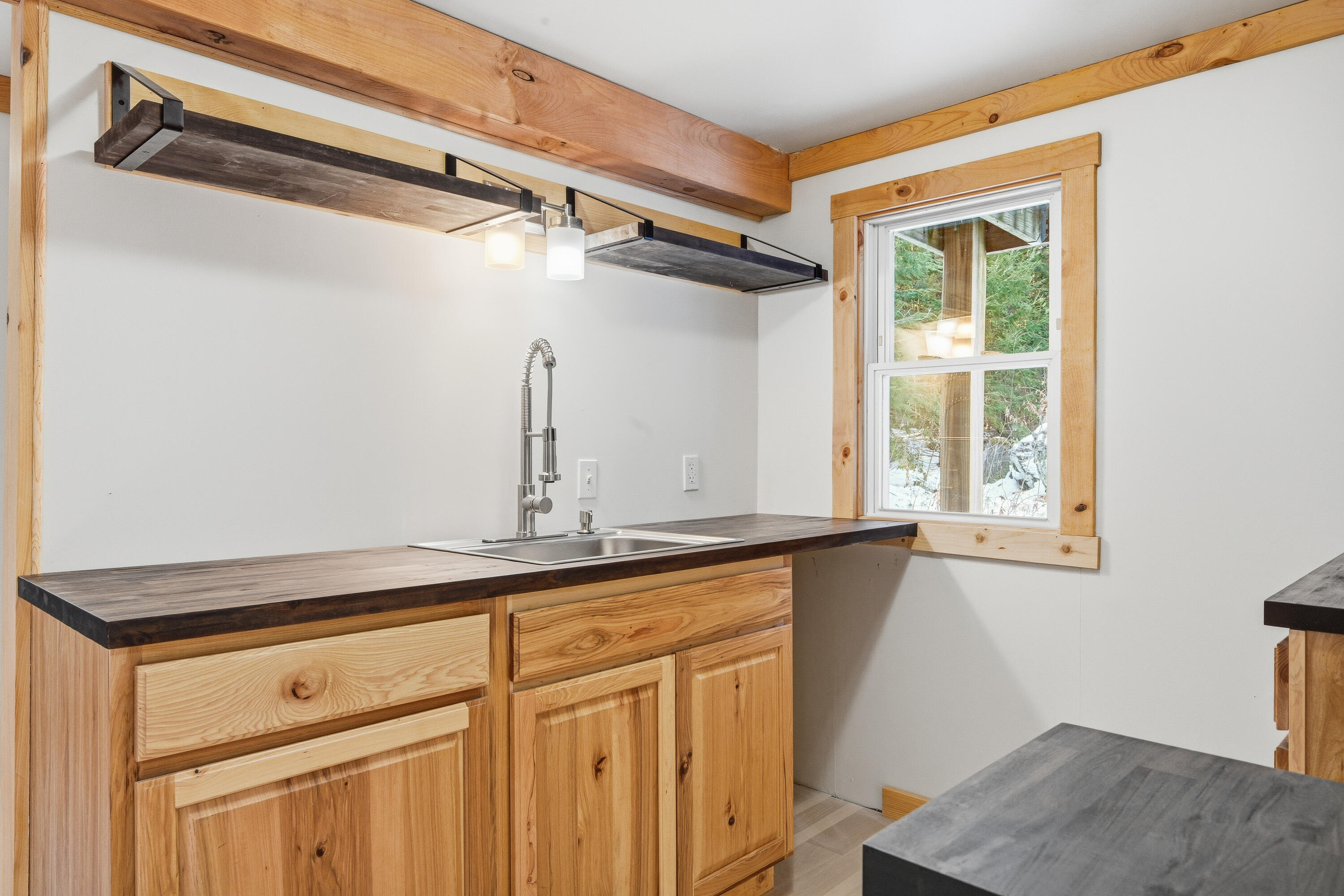 33 Robbins Road Union ME 04862