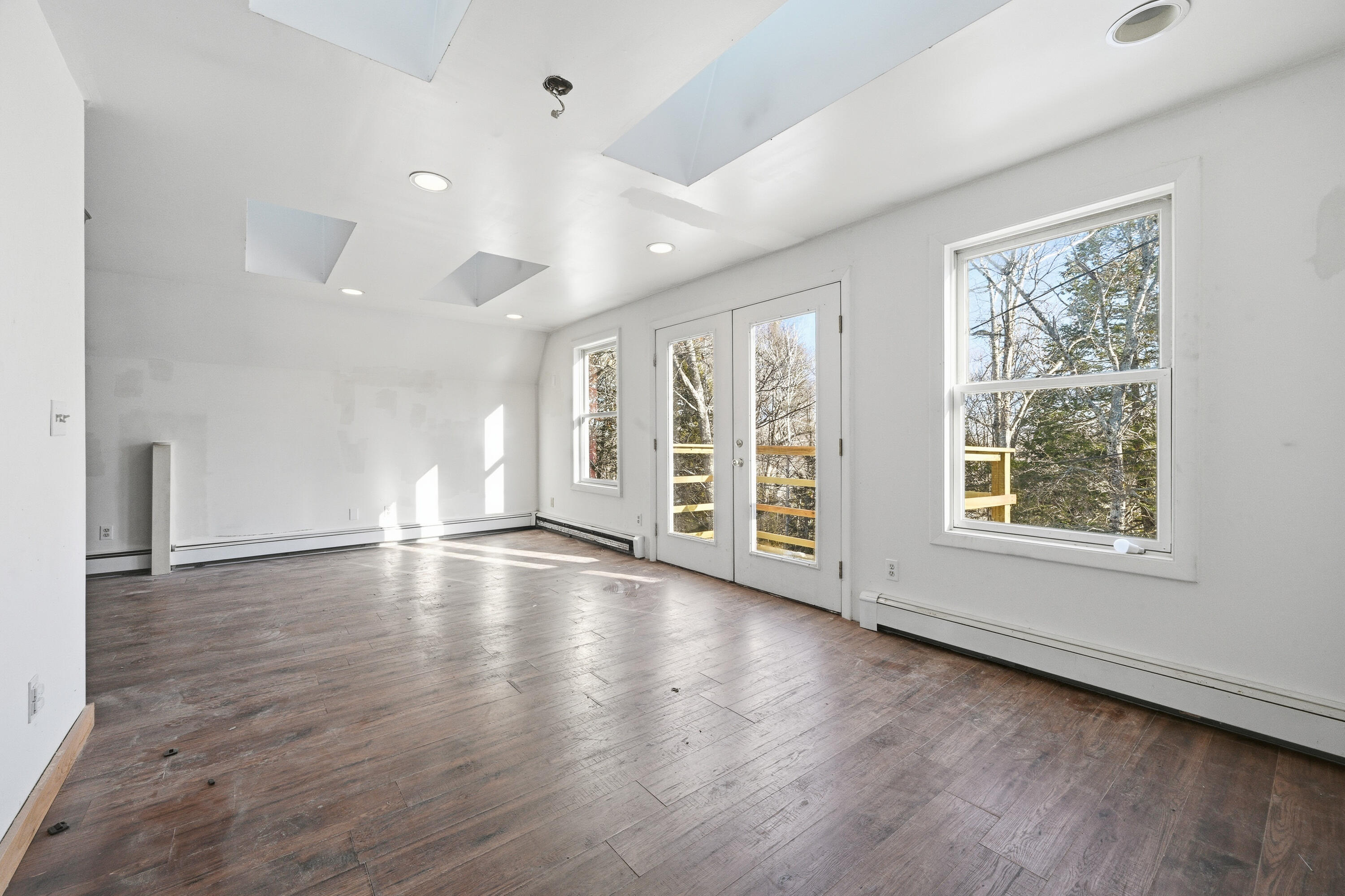 33 Robbins Road Union ME 04862