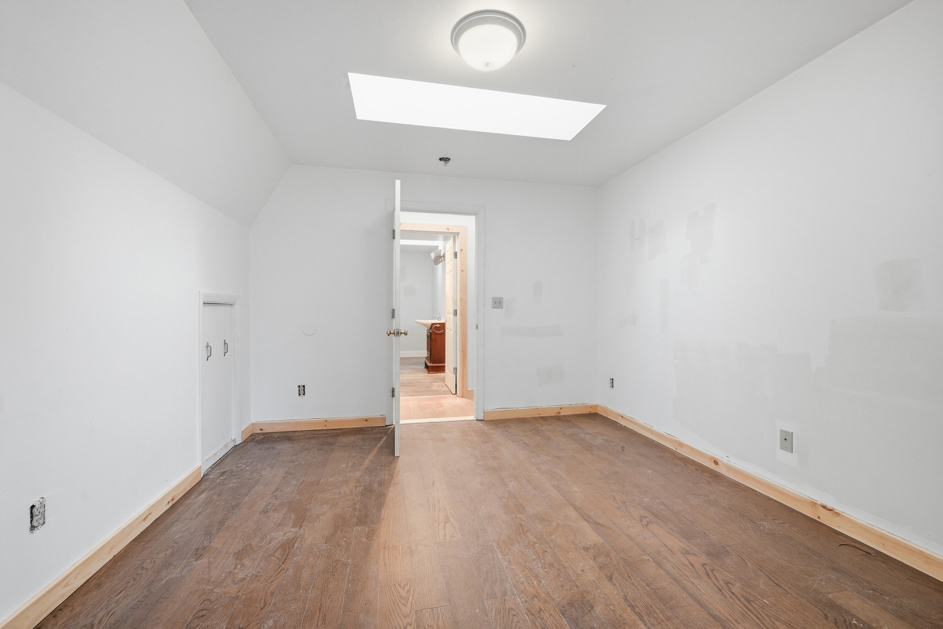 33 Robbins Road Union ME 04862