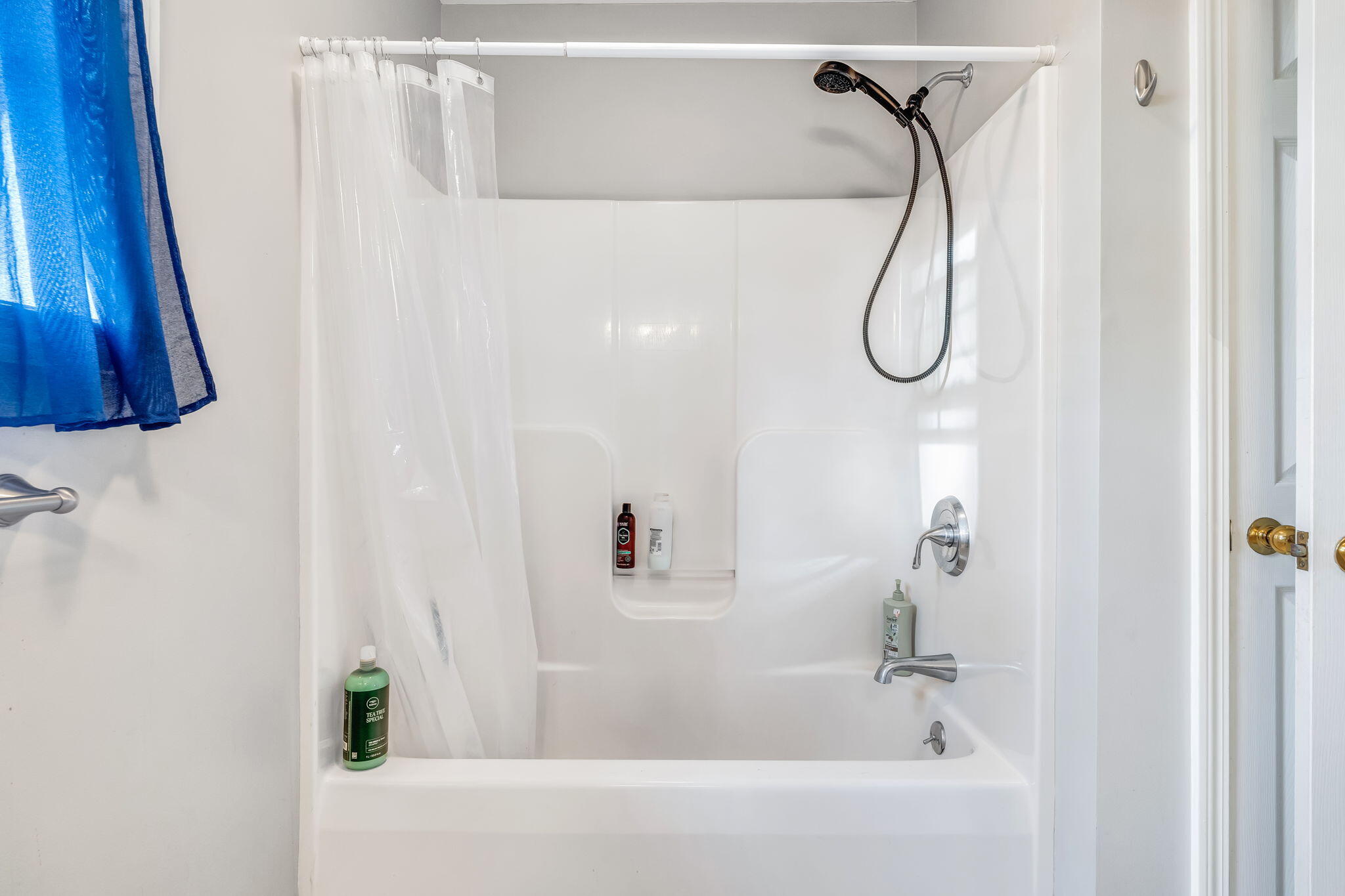 10 Independence Avenue Hampden ME 04444