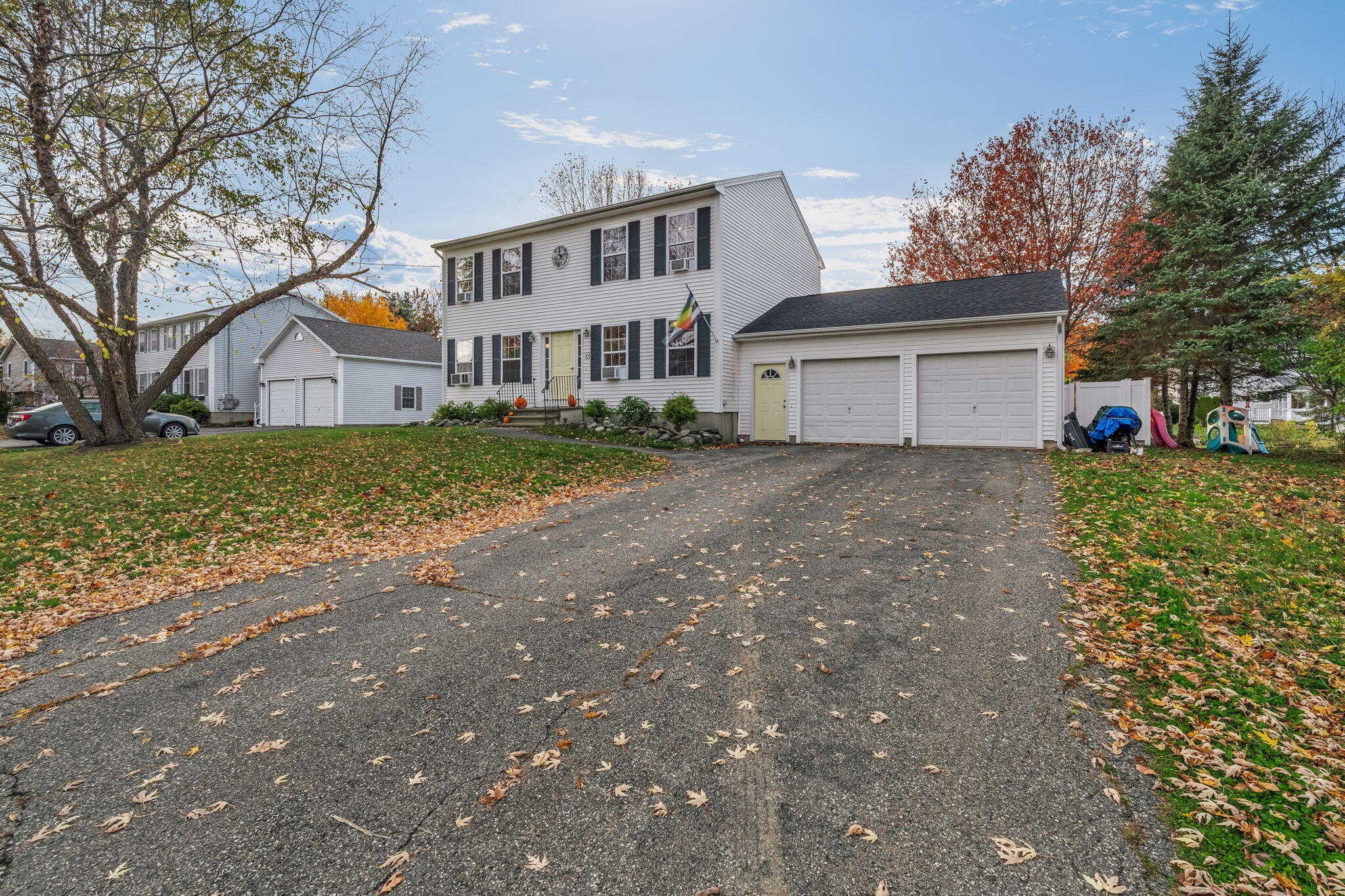 10 Independence Avenue Hampden ME 04444