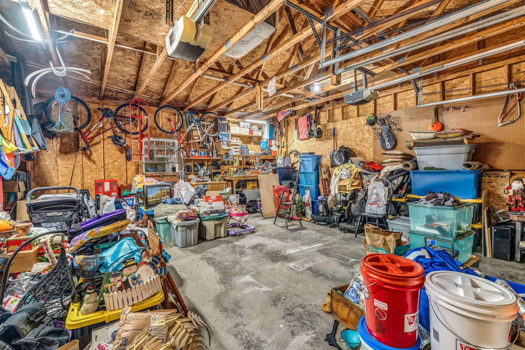 10 Independence Avenue Hampden ME 04444