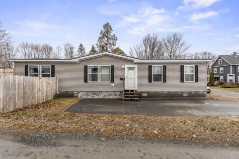16 W Pleasant Street Oakland ME 04963
