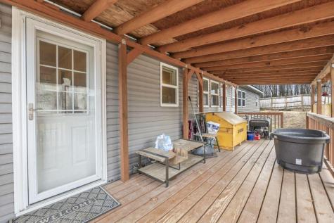 16 W Pleasant Street Oakland ME 04963