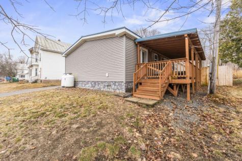 16 W Pleasant Street Oakland ME 04963