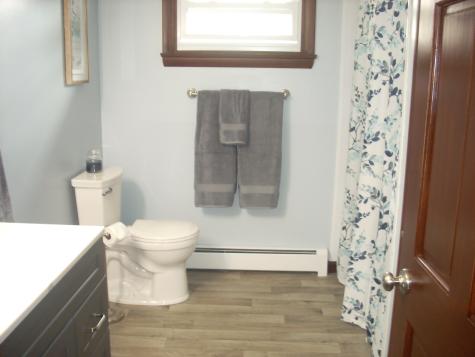 18 Hershey Lane Wells ME 04090