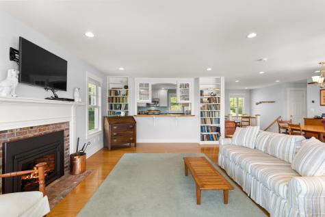 79 Perkins Street Castine ME 04421