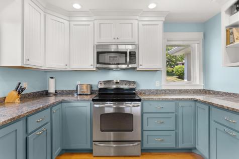 79 Perkins Street Castine ME 04421