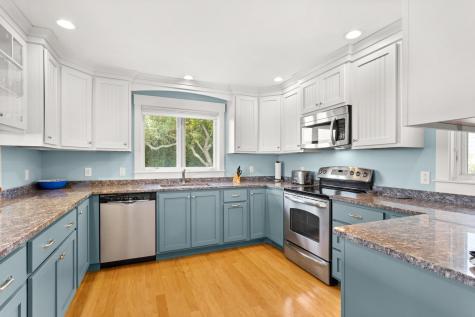 79 Perkins Street Castine ME 04421