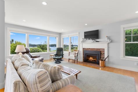 79 Perkins Street Castine ME 04421