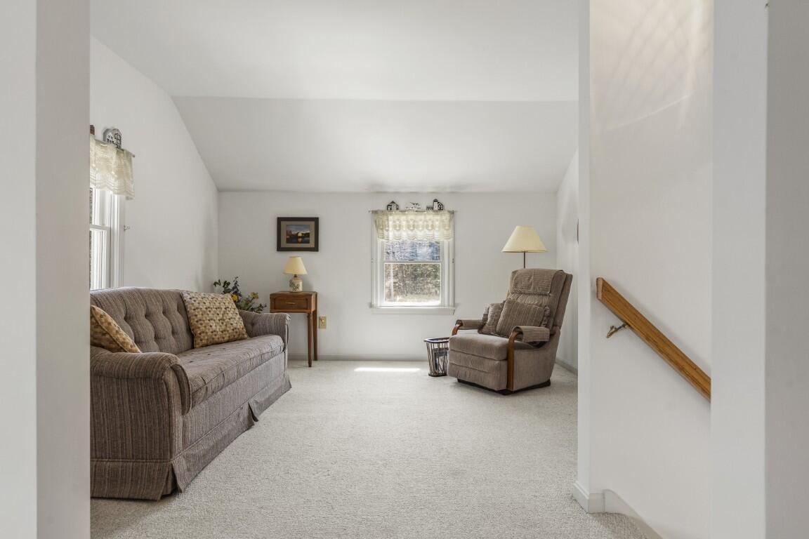 9 Cosy Harbor Road Southport ME 04576
