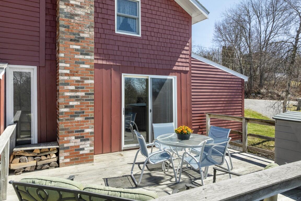 9 Cosy Harbor Road Southport ME 04576