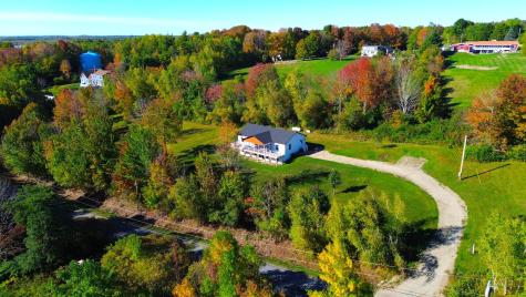 30 Grandview Drive Newport ME 04953