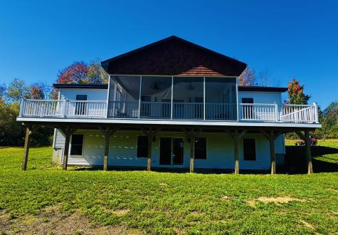 30 Grandview Drive Newport ME 04953