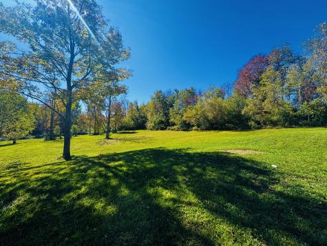 30 Grandview Drive Newport ME 04953