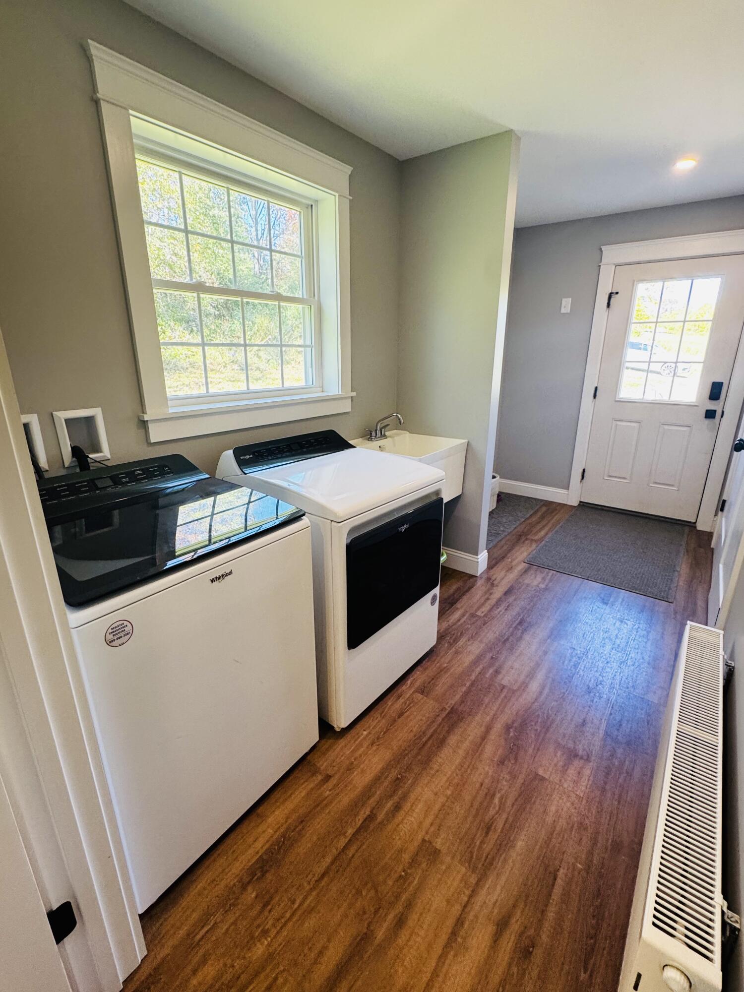 30 Grandview Drive Newport ME 04953