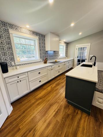 30 Grandview Drive Newport ME 04953