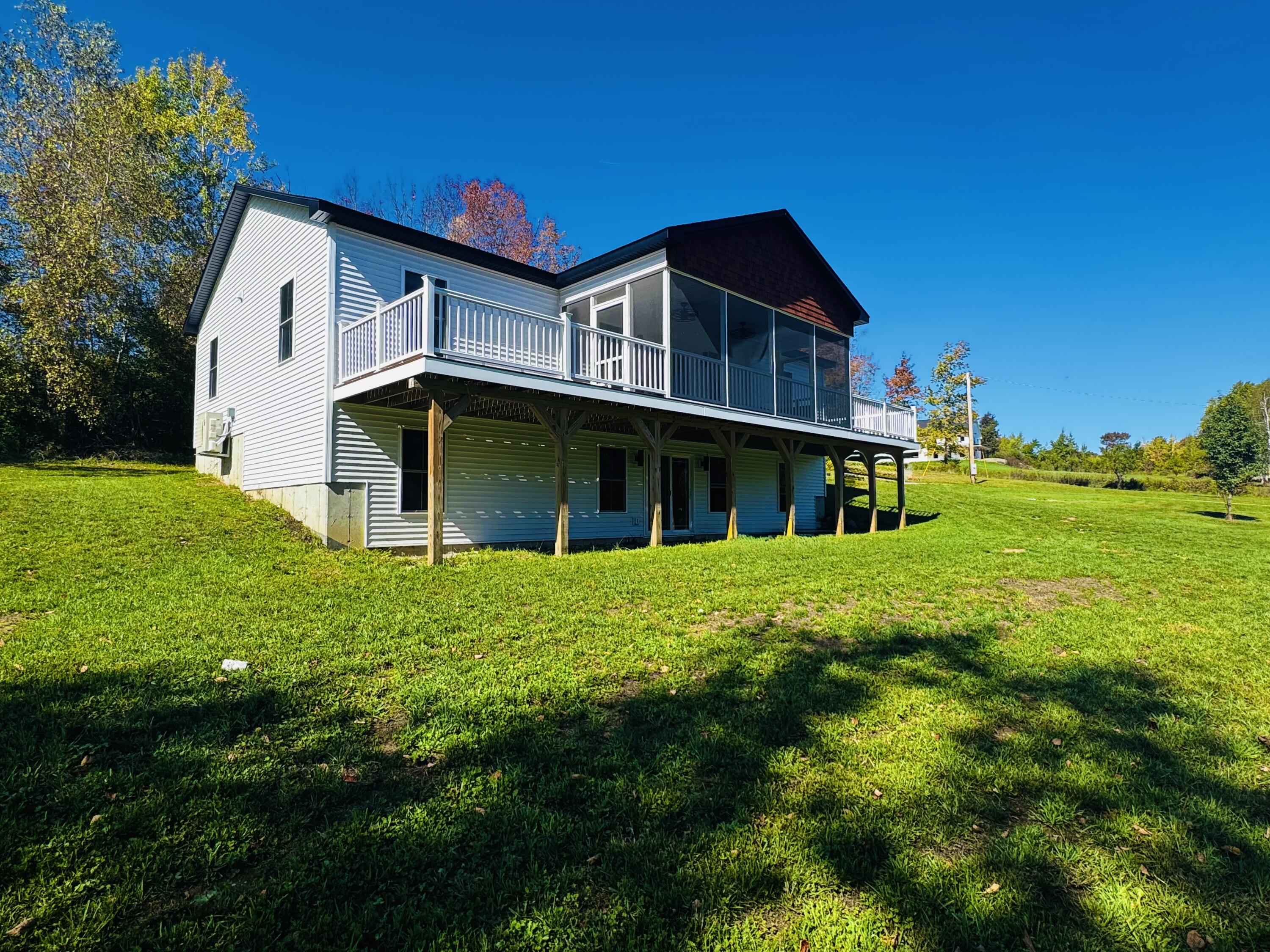 30 Grandview Drive Newport ME 04953