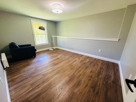 30 Grandview Drive Newport ME 04953