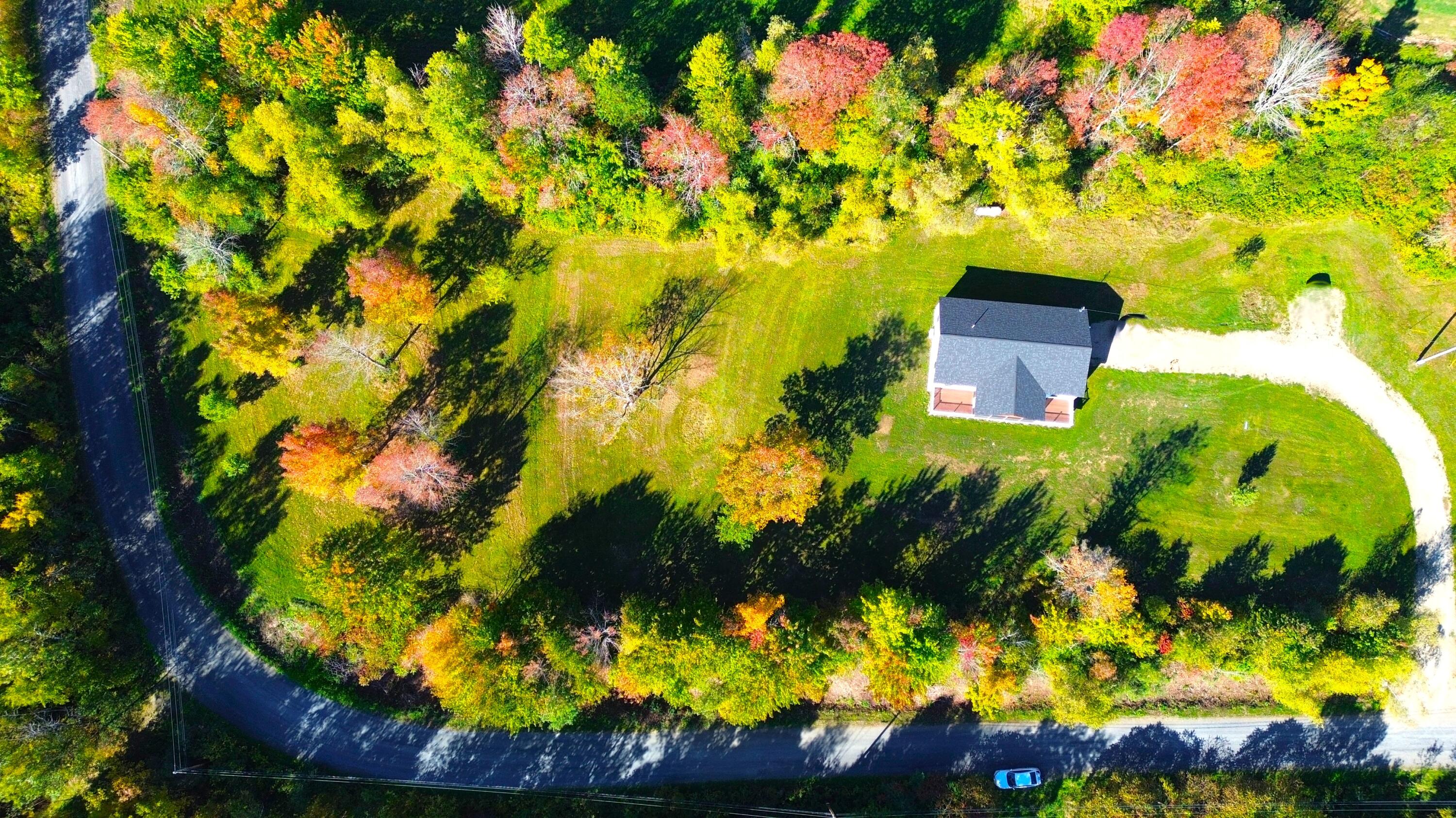 30 Grandview Drive Newport ME 04953