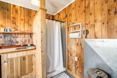 12 Steamboat Hill Road Swans Island ME 04685