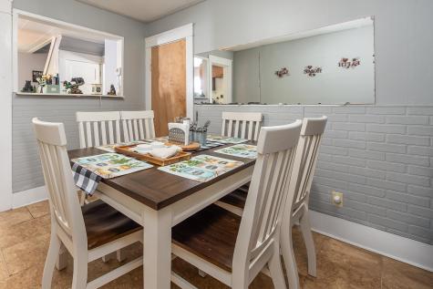 10 Riverside Avenue Mexico ME 04257