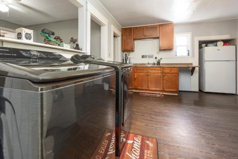 10 Riverside Avenue Mexico ME 04257