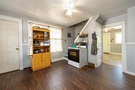 10 Riverside Avenue Mexico ME 04257