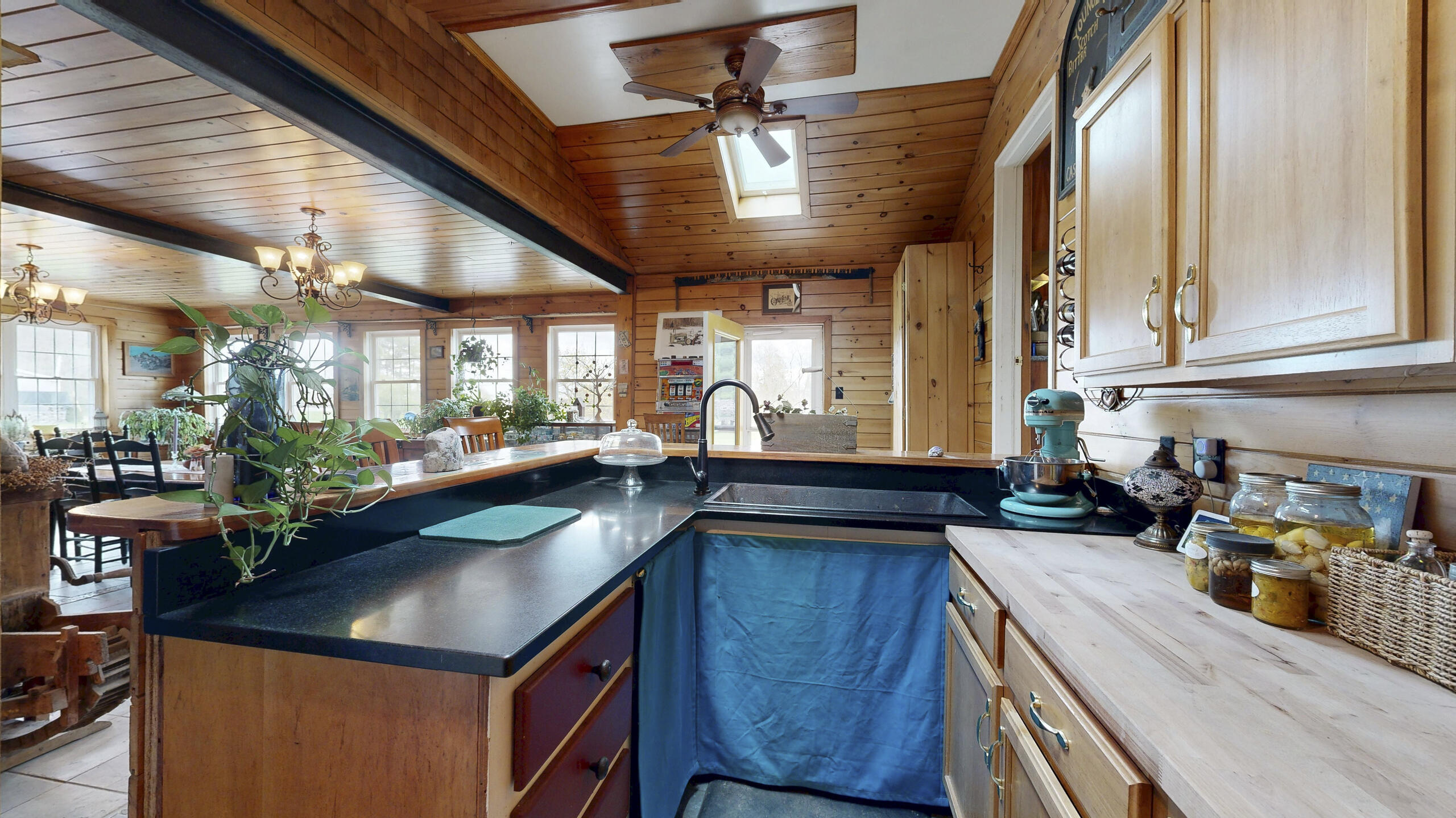 2529 Heald Highway Union ME 04862