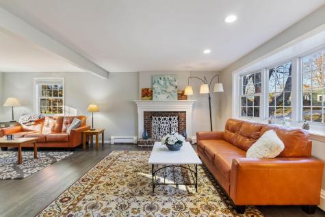 4 Jewett Road Cape Elizabeth ME 04107