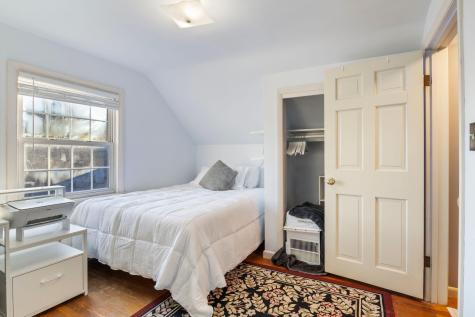 4 Jewett Road Cape Elizabeth ME 04107