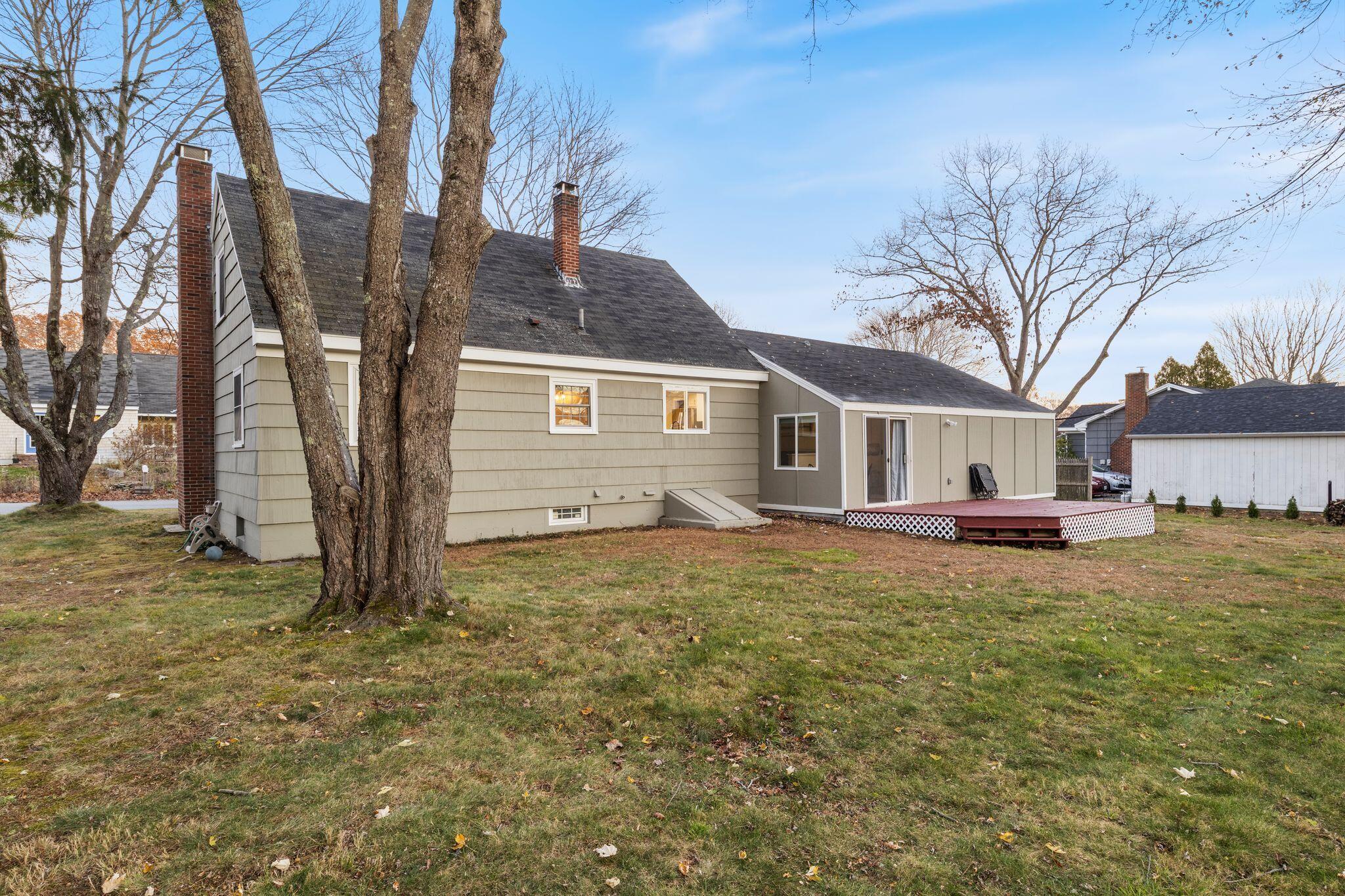 4 Jewett Road Cape Elizabeth ME 04107