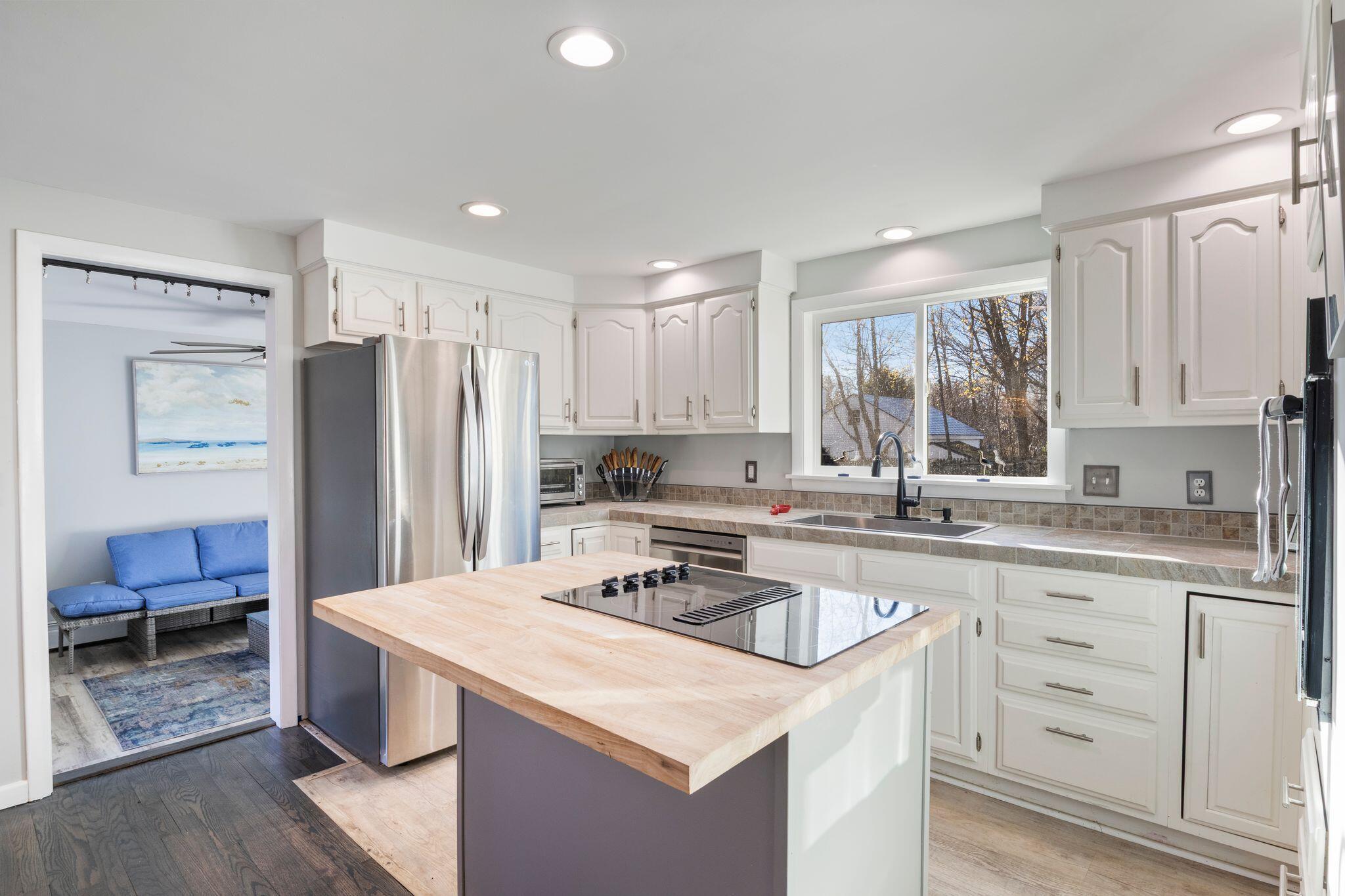 4 Jewett Road Cape Elizabeth ME 04107