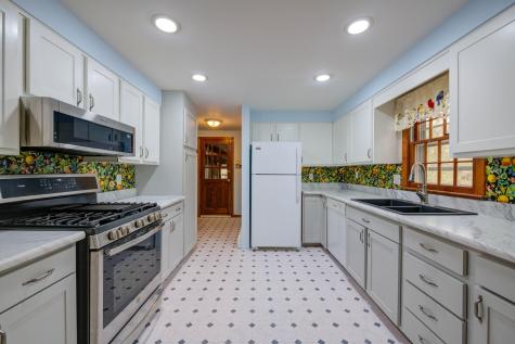 79 Country Way Lyman ME 04002